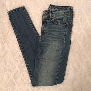 American Eagle Outfitters - Hi-Rise Jegging